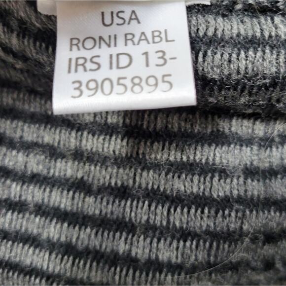 Two Danes Striped Pullover Sweater Merino Wool Size Large - Picture 6 of 7